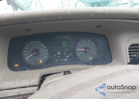 2008 Mercury Grand Marquis Ls from USA, damaged, VIN 2MEFM75V98X656270